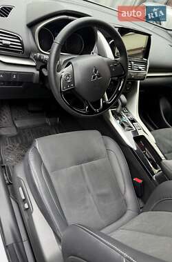 Внедорожник / Кроссовер Mitsubishi Eclipse Cross 2023 в 