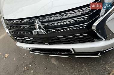 Внедорожник / Кроссовер Mitsubishi Eclipse Cross 2023 в 