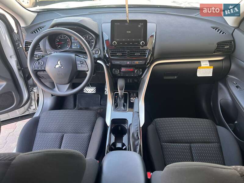 Позашляховик / Кросовер Mitsubishi Eclipse Cross 2024 в Одесі