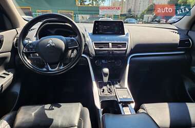 Внедорожник / Кроссовер Mitsubishi Eclipse Cross 2018 в 