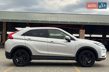 Внедорожник / Кроссовер Mitsubishi Eclipse Cross 2018 в 