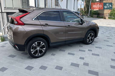 Внедорожник / Кроссовер Mitsubishi Eclipse Cross 2018 в 
