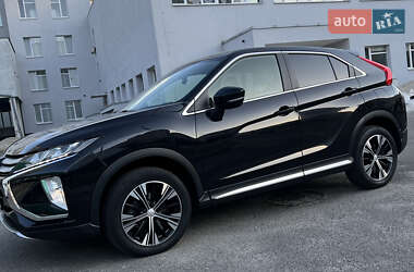 Внедорожник / Кроссовер Mitsubishi Eclipse Cross 2018 в 