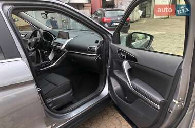 Внедорожник / Кроссовер Mitsubishi Eclipse Cross 2018 в 