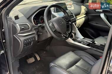Позашляховик / Кросовер Mitsubishi Eclipse Cross 2020 в 
