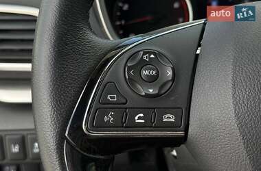 Позашляховик / Кросовер Mitsubishi Eclipse Cross 2020 в 