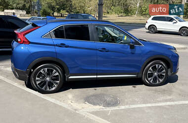 Позашляховик / Кросовер Mitsubishi Eclipse Cross 2020 в 