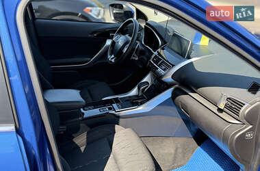 Позашляховик / Кросовер Mitsubishi Eclipse Cross 2020 в 