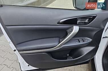 Внедорожник / Кроссовер Mitsubishi Eclipse Cross 2023 в 