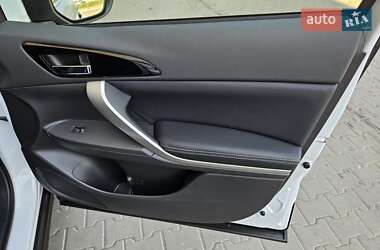 Внедорожник / Кроссовер Mitsubishi Eclipse Cross 2023 в 