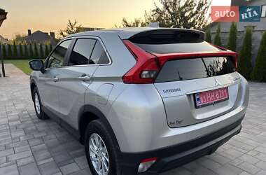 Позашляховик / Кросовер Mitsubishi Eclipse Cross 2018 в 
