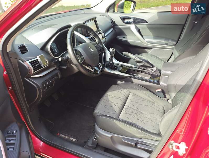 Внедорожник / Кроссовер Mitsubishi Eclipse Cross 2018 в Киеве