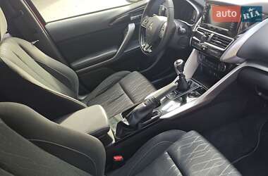 Позашляховик / Кросовер Mitsubishi Eclipse Cross 2018 в 