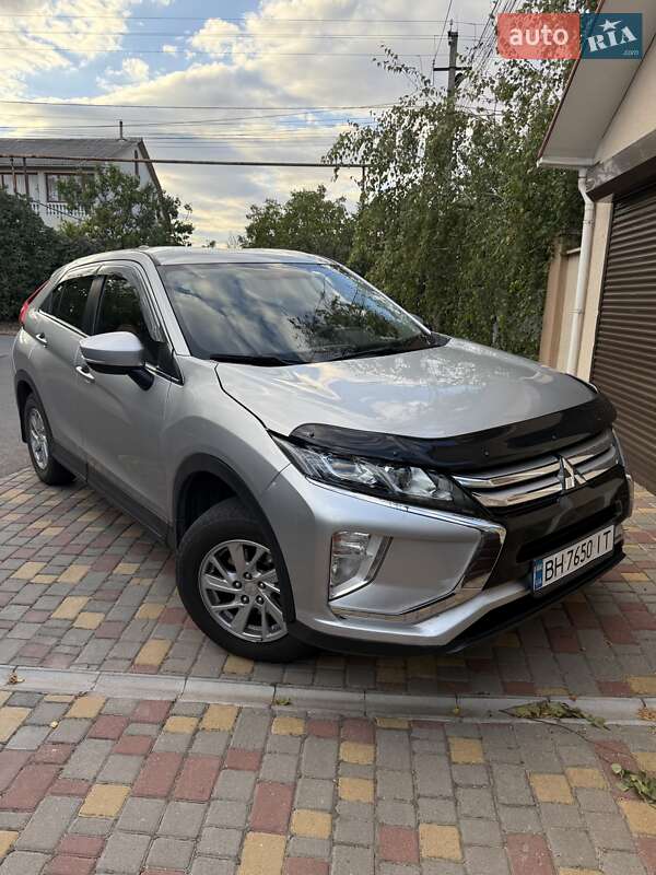 Позашляховик / Кросовер Mitsubishi Eclipse Cross 2019 в 