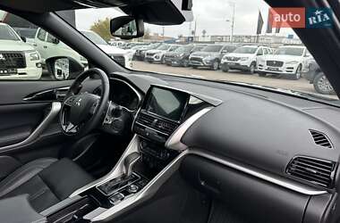Позашляховик / Кросовер Mitsubishi Eclipse Cross 2023 в 