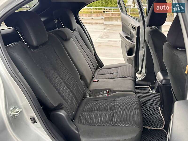 Позашляховик / Кросовер Mitsubishi Eclipse Cross 2018 в Києві фото 21 Позашляховик / Кросовер Mitsubishi Eclipse Cross 2018 в Києві