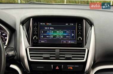 Позашляховик / Кросовер Mitsubishi Eclipse Cross 2018 в 