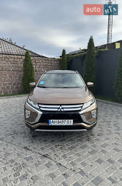Позашляховик / Кросовер Mitsubishi Eclipse Cross 2020 в 