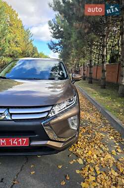 Позашляховик / Кросовер Mitsubishi Eclipse Cross 2018 в 