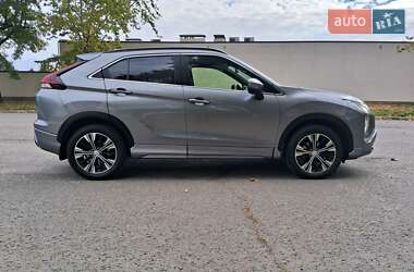 Внедорожник / Кроссовер Mitsubishi Eclipse Cross 2022 в 