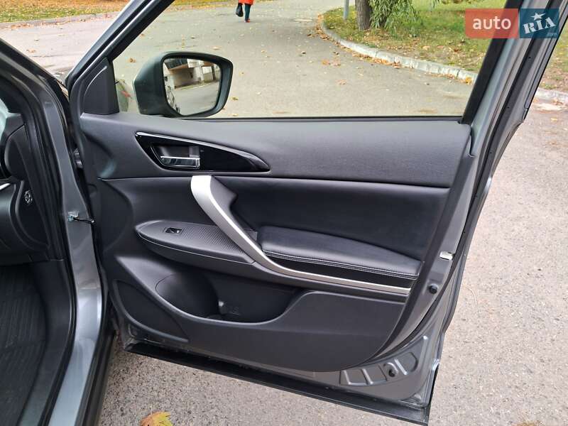 Позашляховик / Кросовер Mitsubishi Eclipse Cross 2022 в Дніпрі фото 35 Позашляховик / Кросовер Mitsubishi Eclipse Cross 2022 в Дніпрі