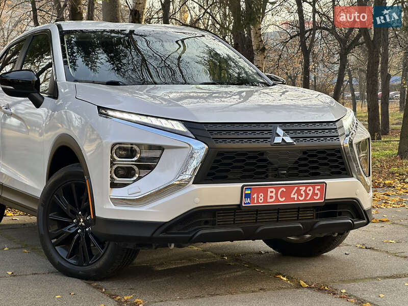 Внедорожник / Кроссовер Mitsubishi Eclipse Cross 2023 в Киеве фото 4 Внедорожник / Кроссовер Mitsubishi Eclipse Cross 2023 в Киеве