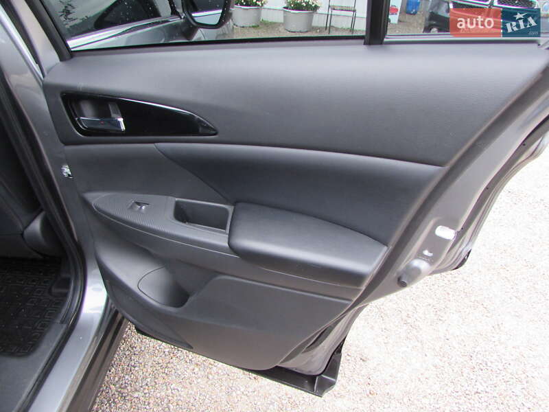 Позашляховик / Кросовер Mitsubishi Eclipse Cross 2024 в Кропивницькому