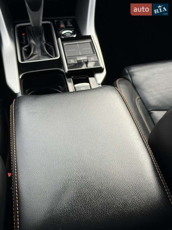 Позашляховик / Кросовер Mitsubishi Eclipse Cross 2018 в Борисполі