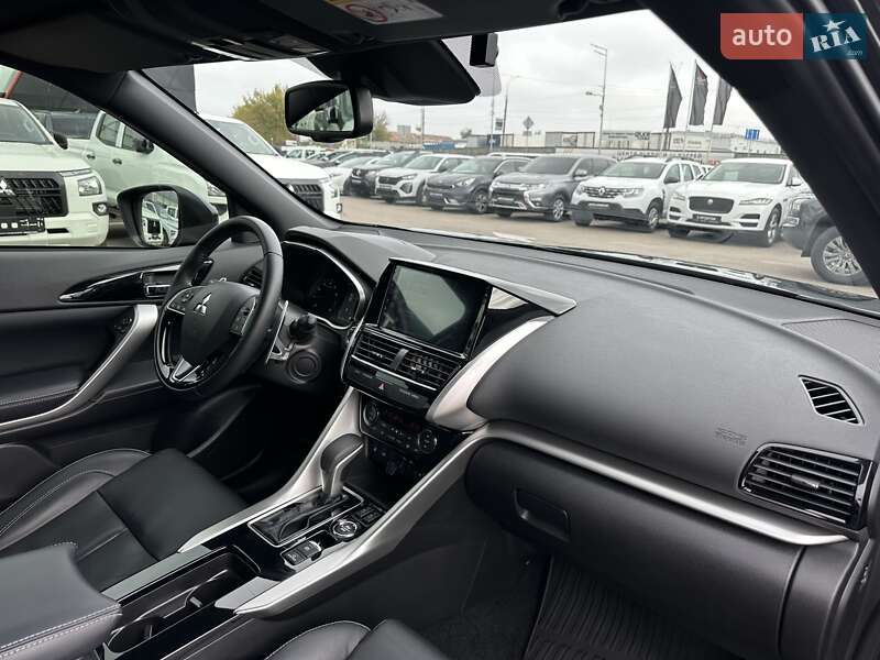 Позашляховик / Кросовер Mitsubishi Eclipse Cross 2023 в Києві фото 36 Позашляховик / Кросовер Mitsubishi Eclipse Cross 2023 в Києві