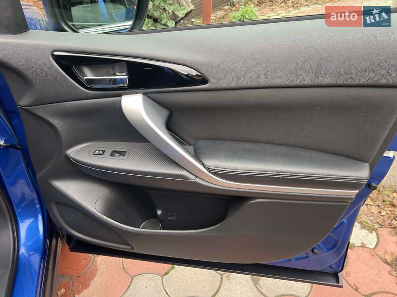 Внедорожник / Кроссовер Mitsubishi Eclipse Cross 2018 в Одессе фото 47 Внедорожник / Кроссовер Mitsubishi Eclipse Cross 2018 в Одессе