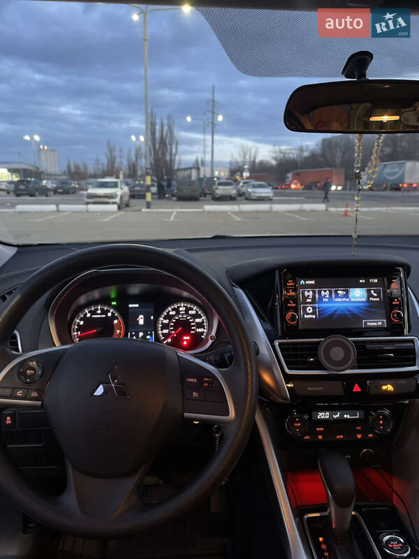 Внедорожник / Кроссовер Mitsubishi Eclipse Cross 2018 в Киеве