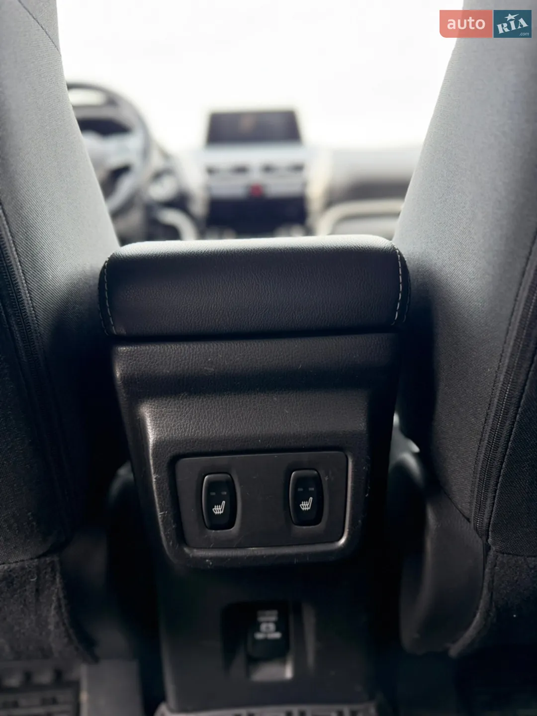 2019 Mitsubishi Eclipse Cross - мініатюра 35