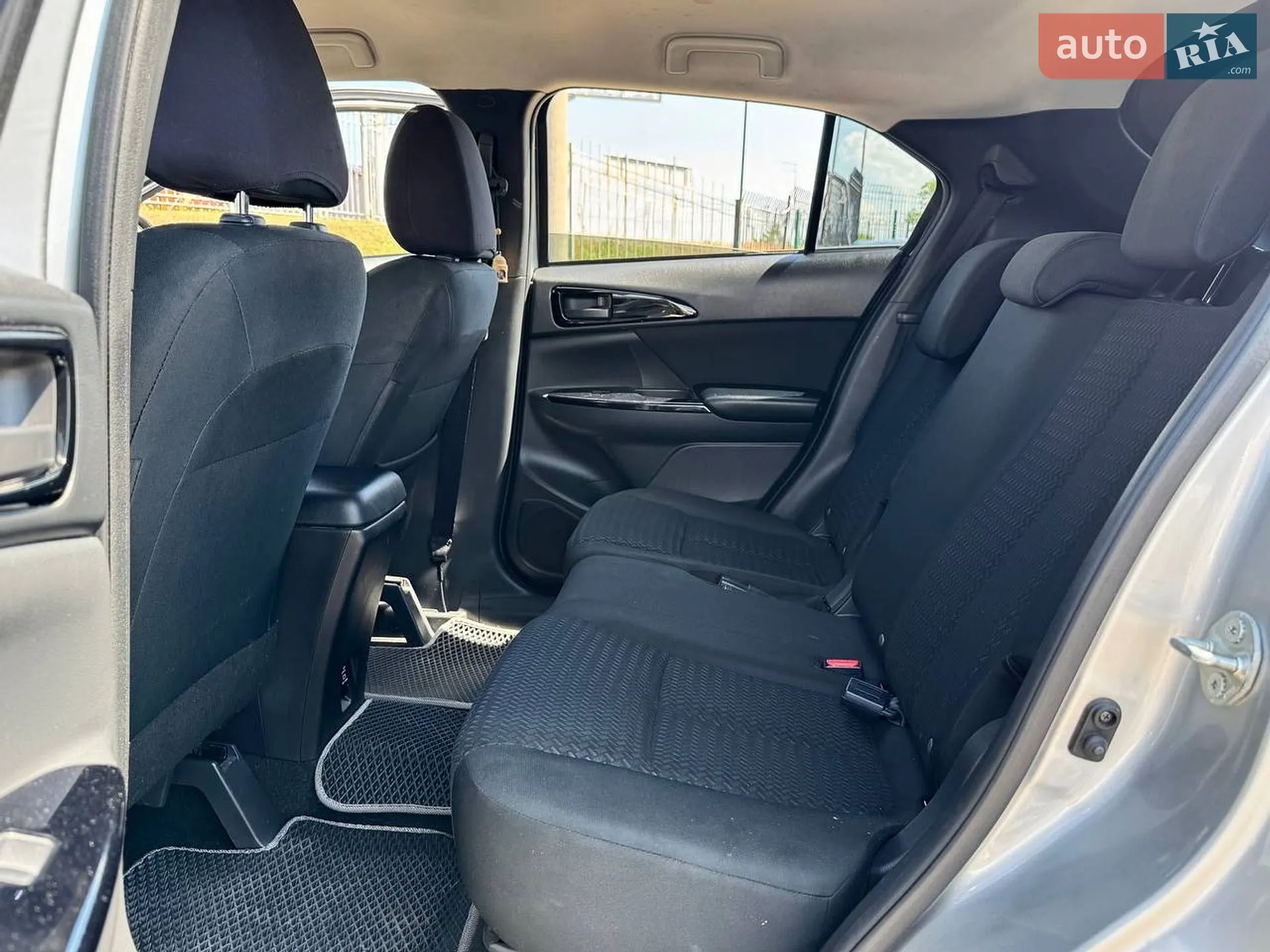 2018 Mitsubishi Eclipse Cross - мініатюра 20