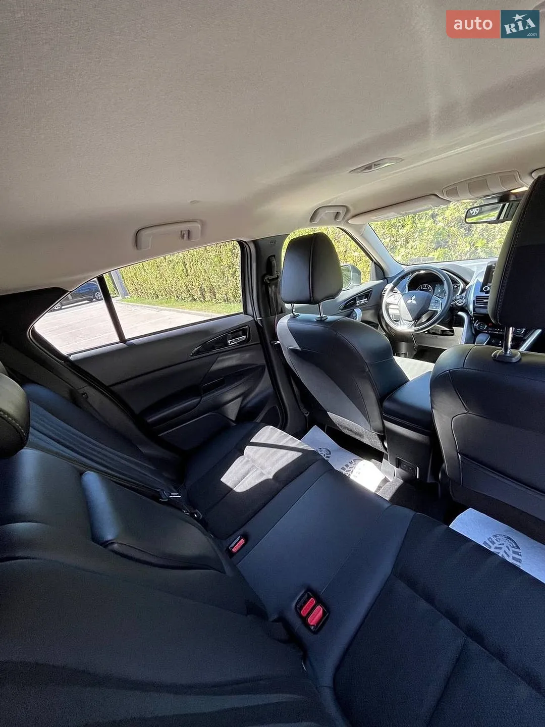 2024 Mitsubishi Eclipse Cross - мініатюра 15