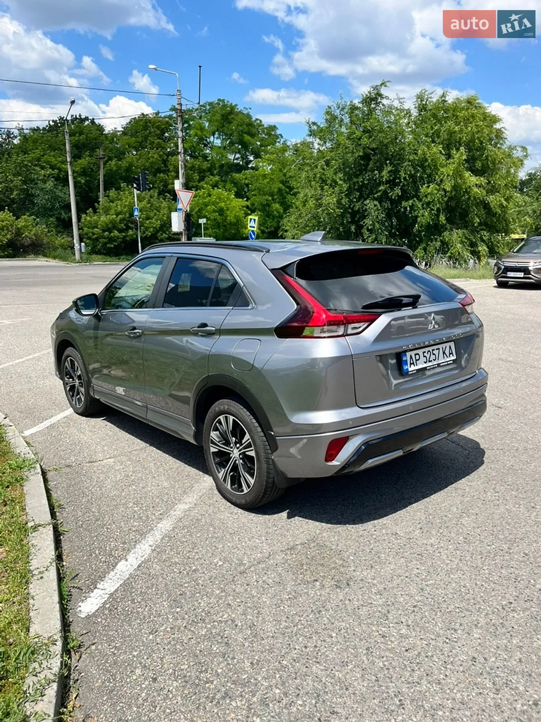 2022 Mitsubishi Eclipse Cross - мініатюра 5