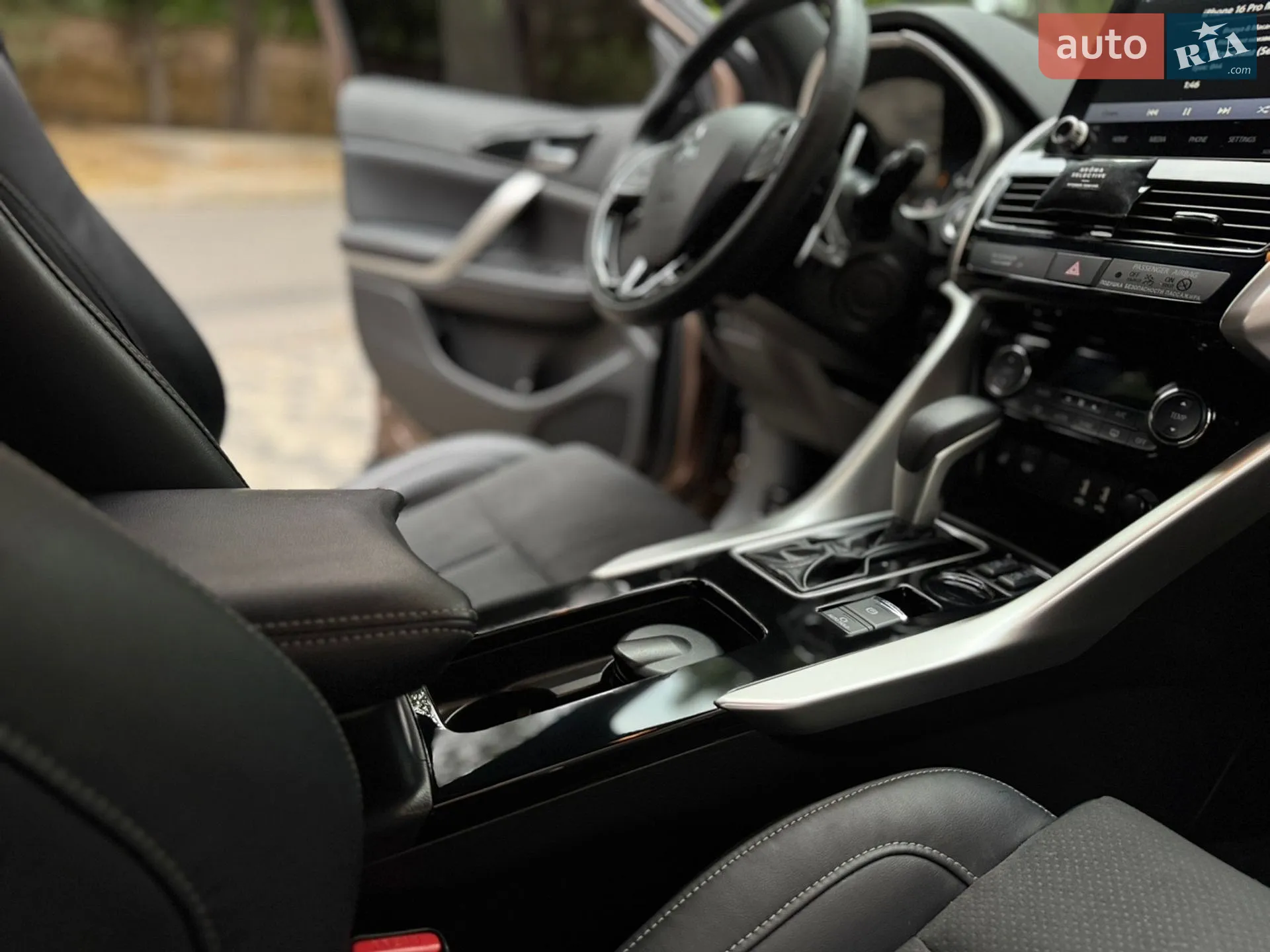 2021 Mitsubishi Eclipse Cross - мініатюра 26