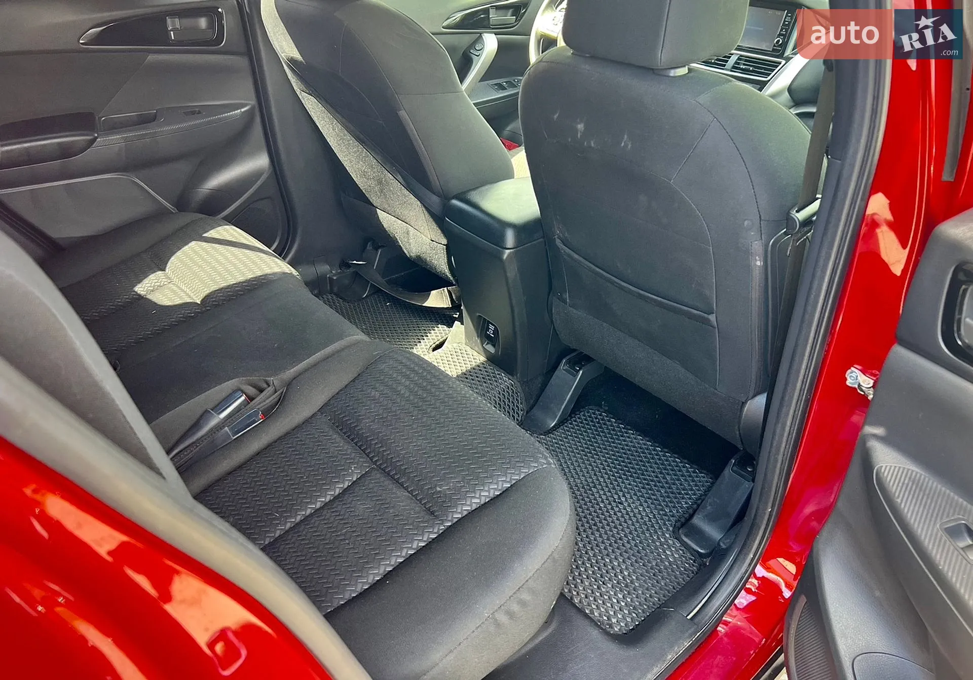 2019 Mitsubishi Eclipse Cross - мініатюра 10