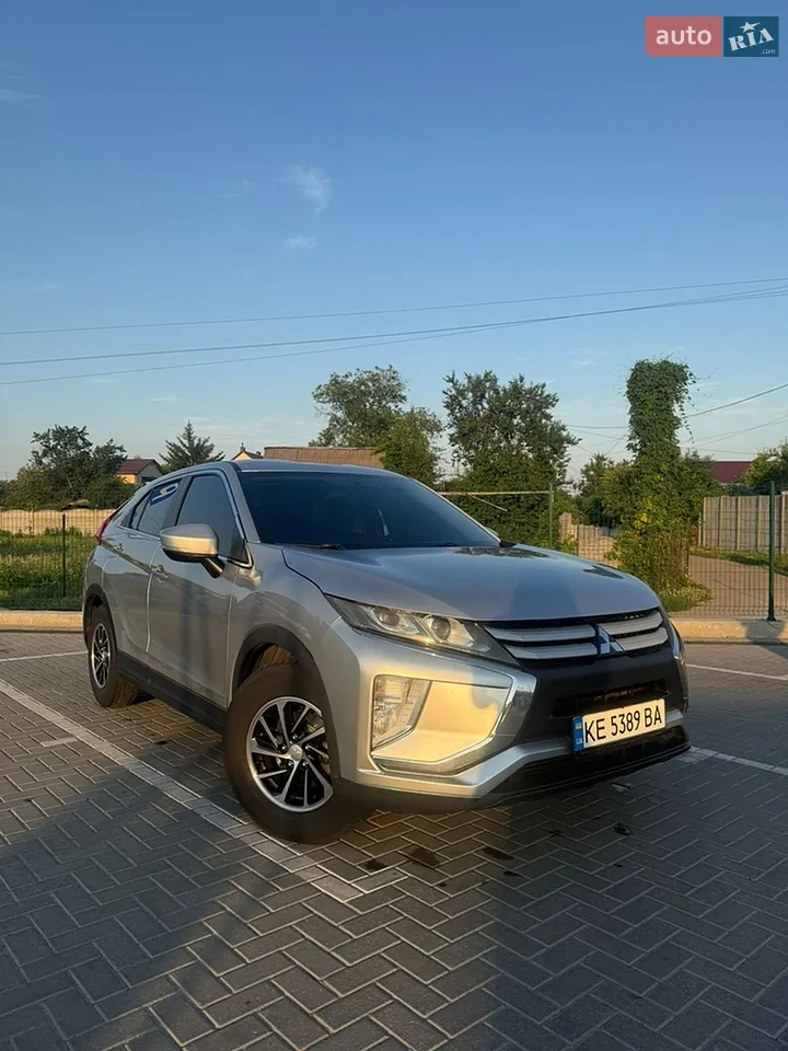 2018 Mitsubishi Eclipse Cross - мініатюра 15