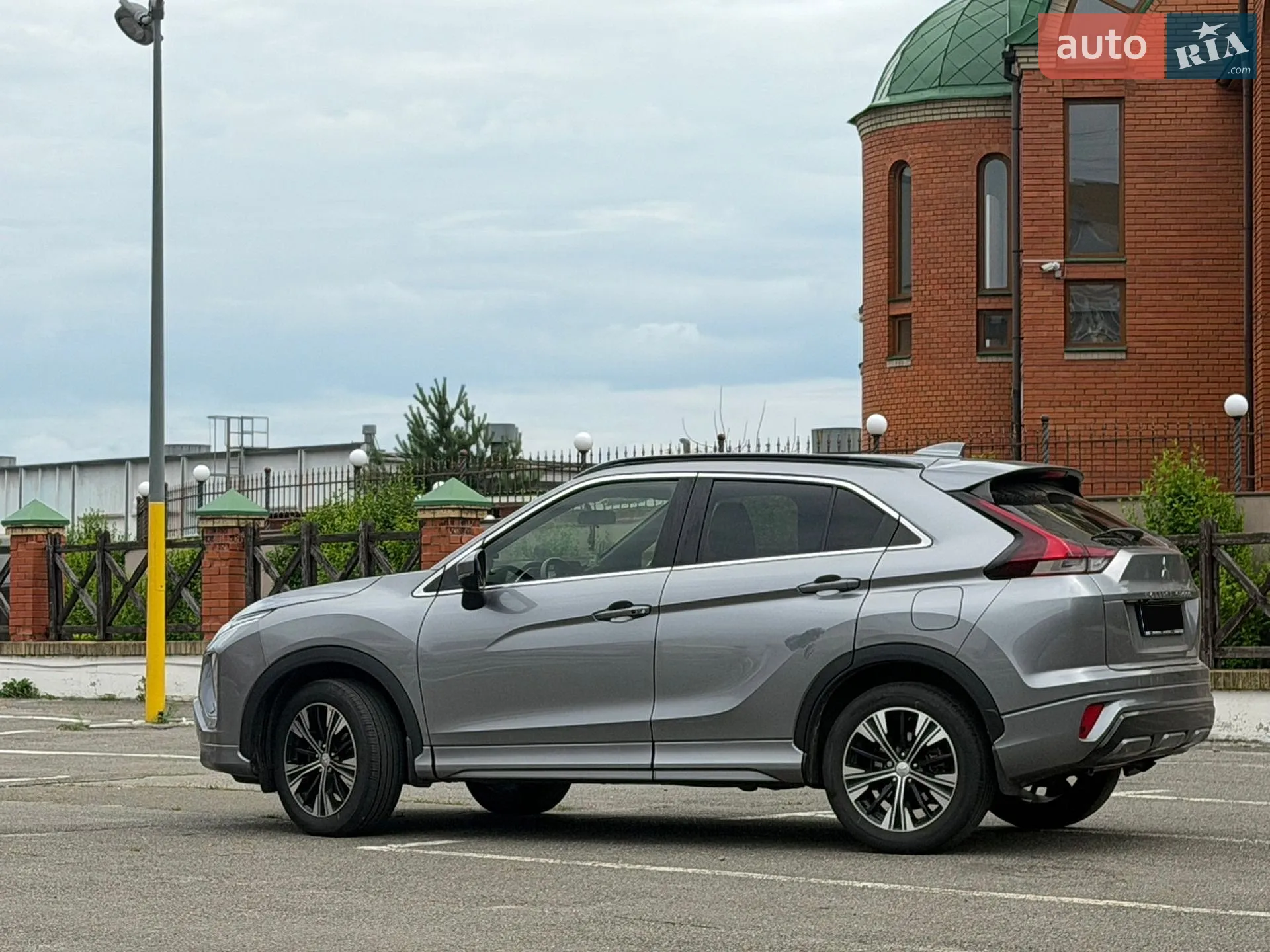2022 Mitsubishi Eclipse Cross - мініатюра 4
