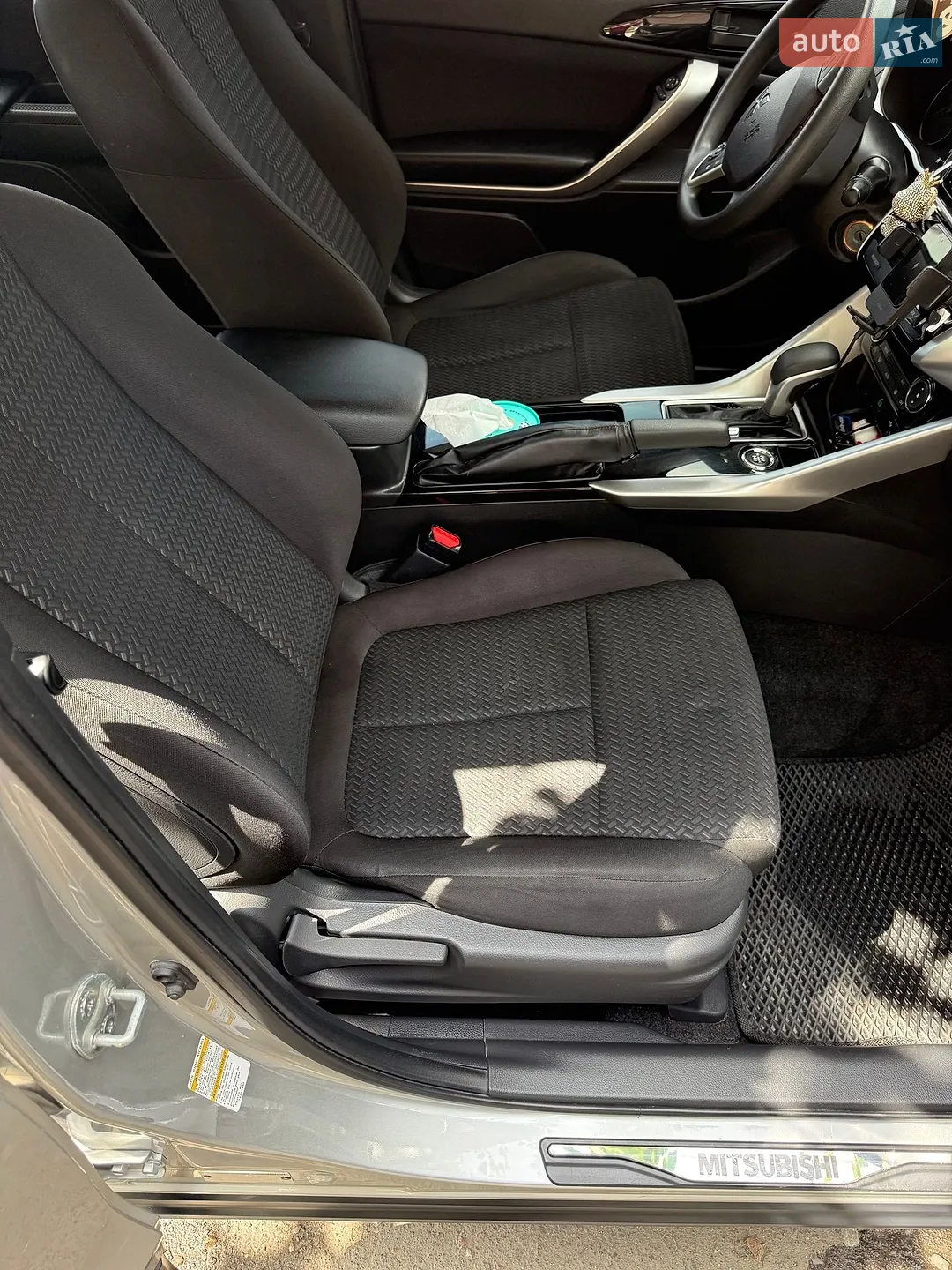 2018 Mitsubishi Eclipse Cross - мініатюра 16