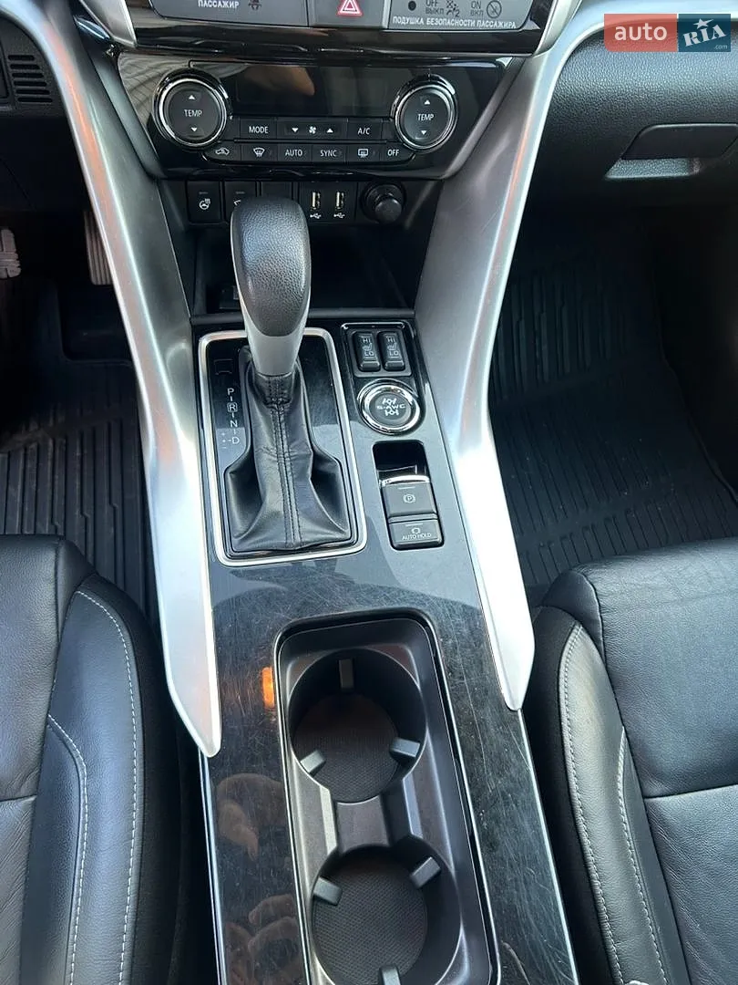 2021 Mitsubishi Eclipse Cross - мініатюра 13