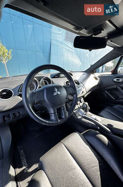 Кабриолет Mitsubishi Eclipse 2009 в 