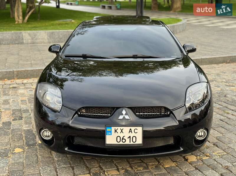 Купе Mitsubishi Eclipse 2006 в 