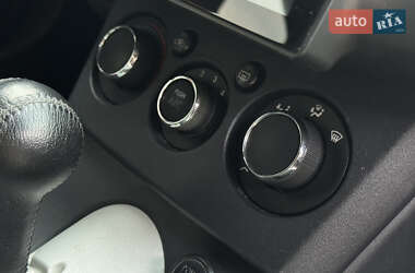 Купе Mitsubishi Eclipse 2006 в 