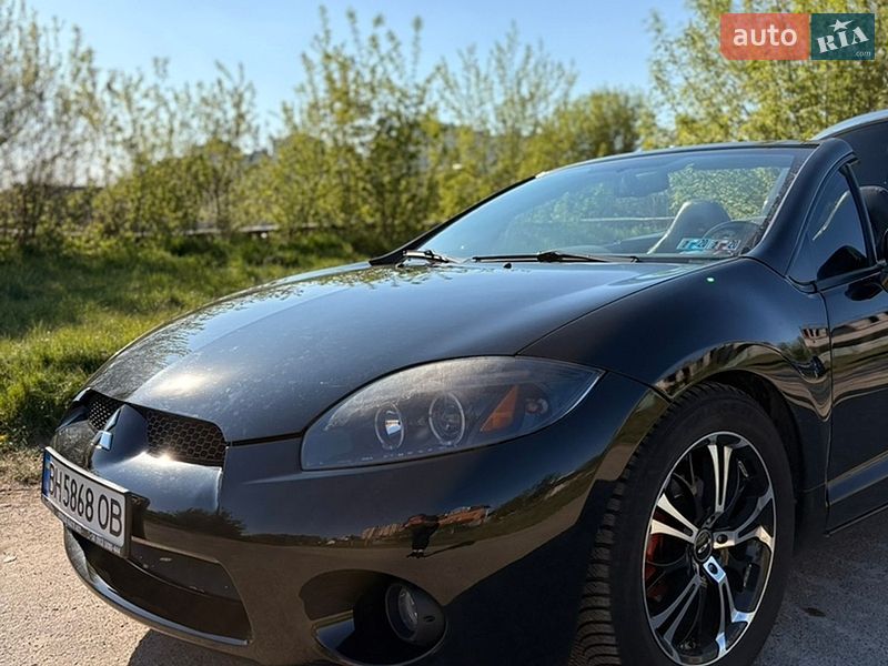 Кабриолет Mitsubishi Eclipse 2010 в Киеве
