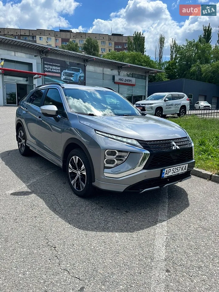 2022 Mitsubishi Eclipse Cross - мініатюра 15
