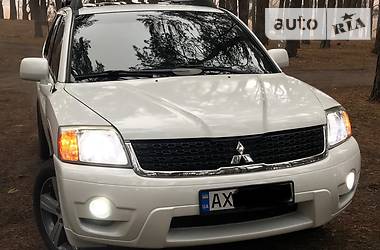 Позашляховик / Кросовер Mitsubishi Endeavor 2011 в 