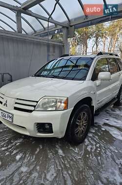 Позашляховик / Кросовер Mitsubishi Endeavor 2004 в 