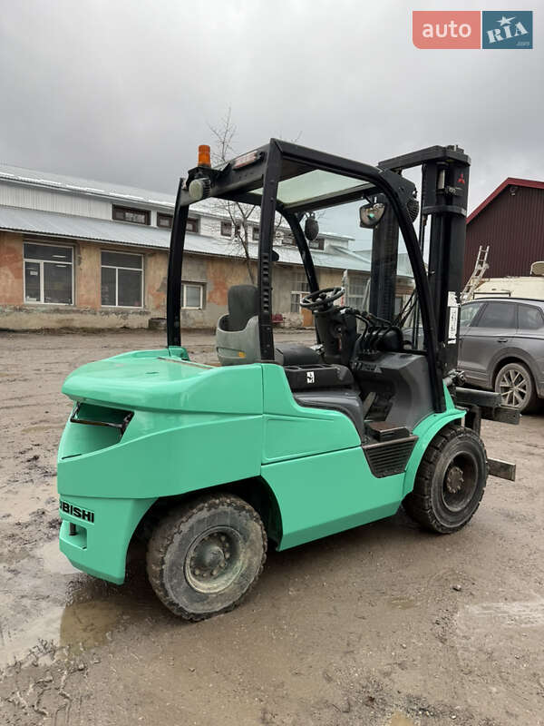 Вилочний навантажувач Mitsubishi FD 2011 в Чемерівцях