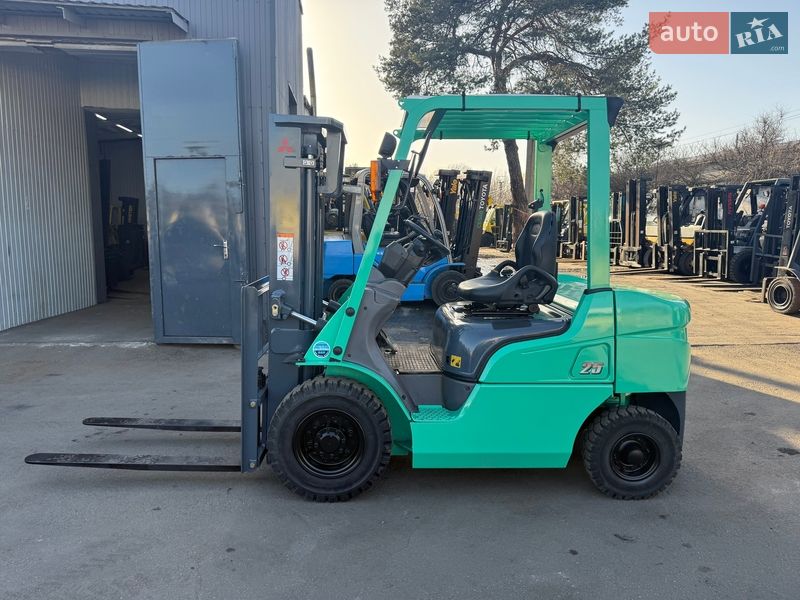 Mitsubishi FD 2017 Mitsubishi FD 2017